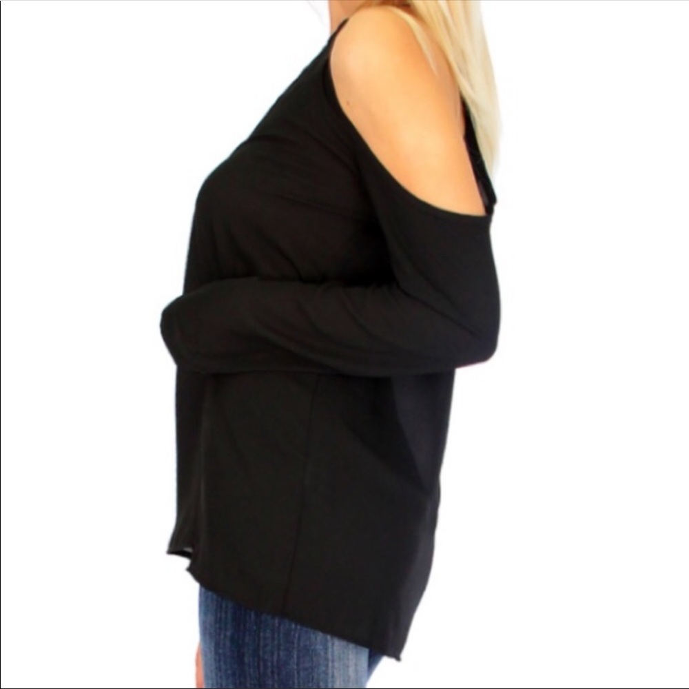 Cold shoulder top - Picture 3 of 4